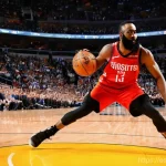 제임스 하든의 드리블 스텝백 기술 - **Prompt: The Pinnacle of Professional Execution**
    "A dynamic, high-energy shot of a professiona...